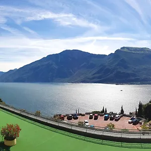 Village Bazzanega - Montagnoli Group Hotel Tremosine