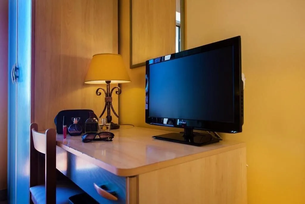 Jonic Hotel Mazzaro تاورمينا إيطاليا