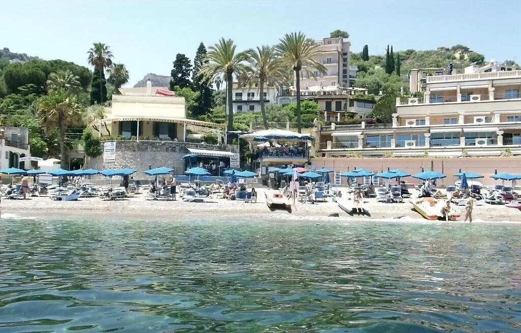 Jonic Hotel Mazzaro تاورمينا