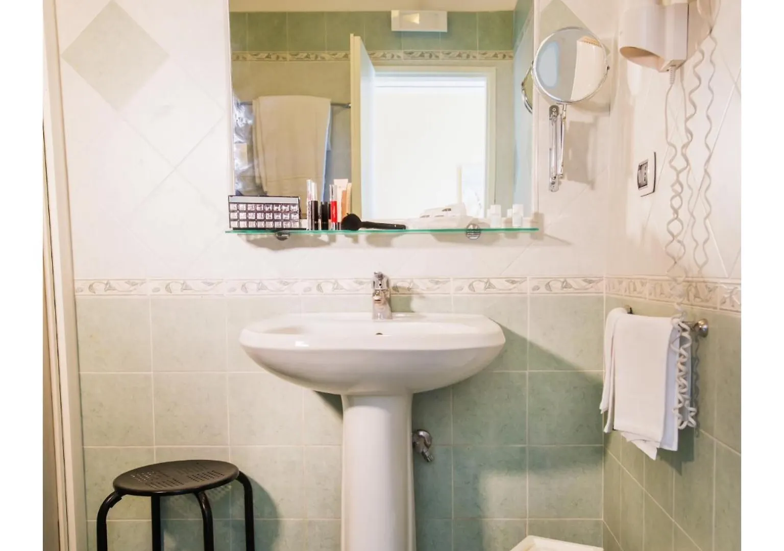 ***  Jonic Hotel Mazzaro تاورمينا إيطاليا