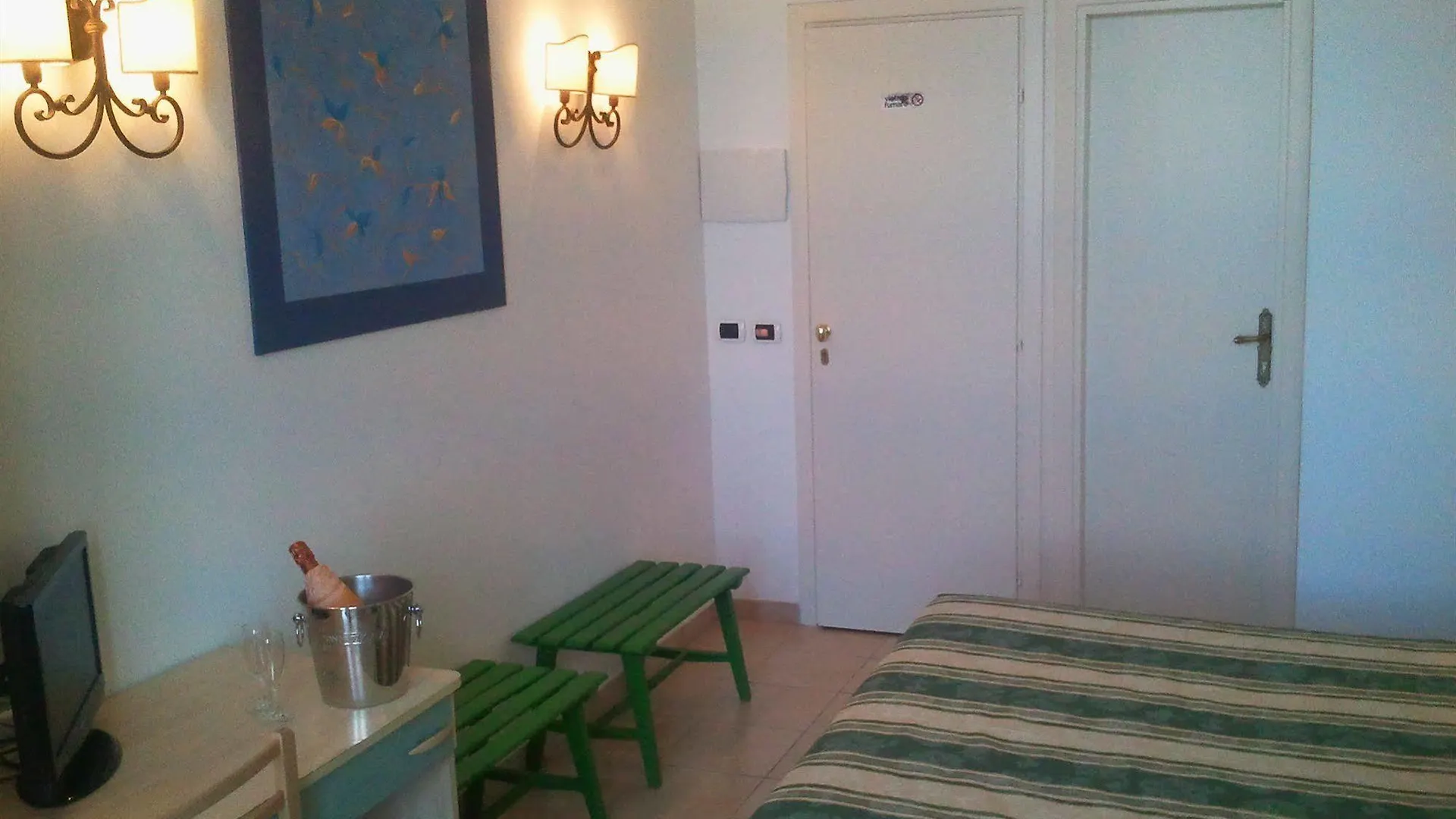 Jonic Hotel Mazzaro تاورمينا إيطاليا